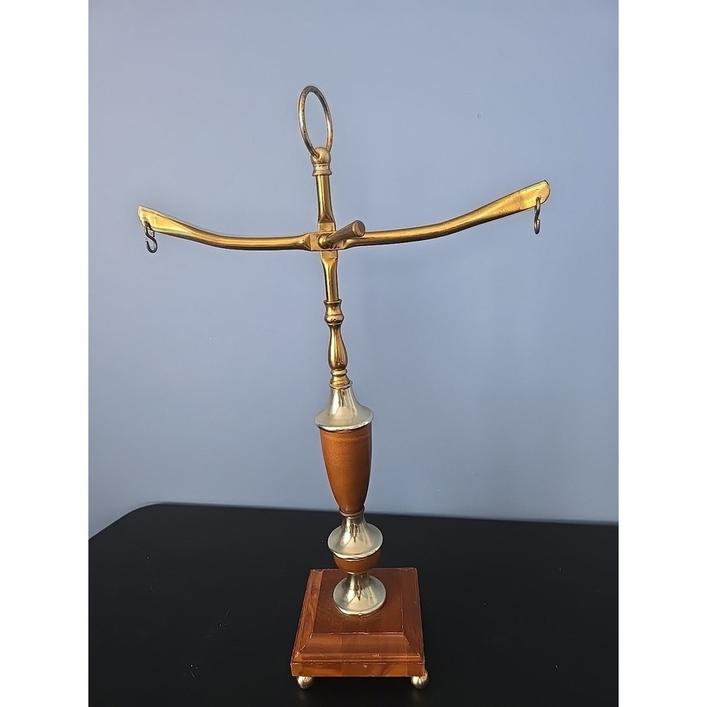 Vtg Scales of Justice Eagle Brass & Wood MCM Antique Brass Tone Balance 18" Tall